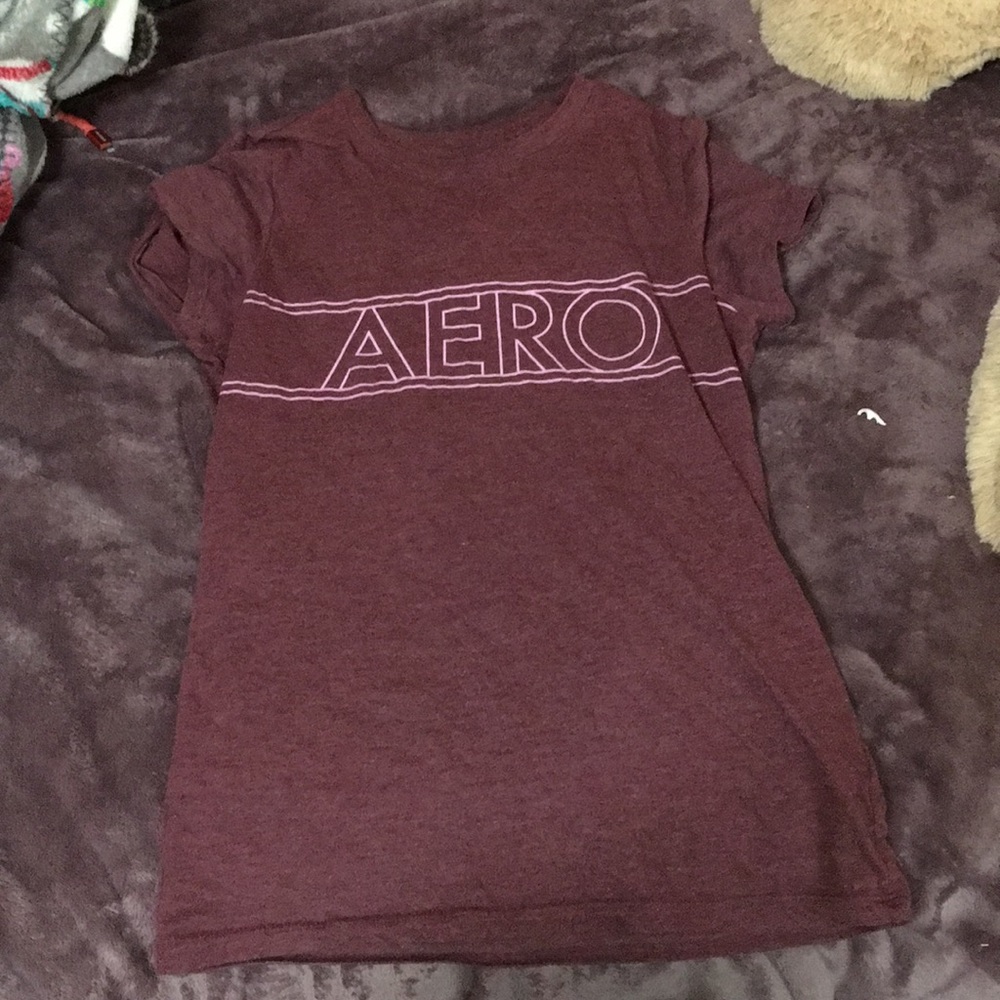 i’m selling a aeropostale shirt
